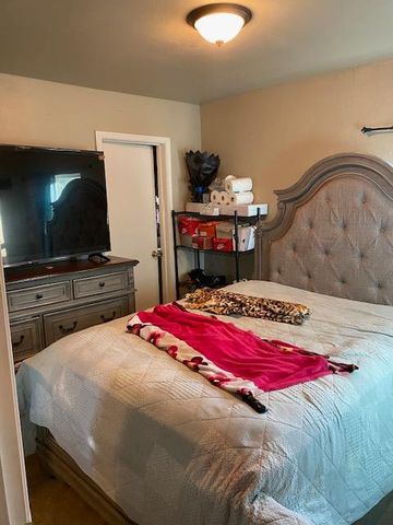 424 S A Street, Madera, CA 93638