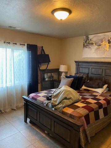 424 S A Street, Madera, CA 93638