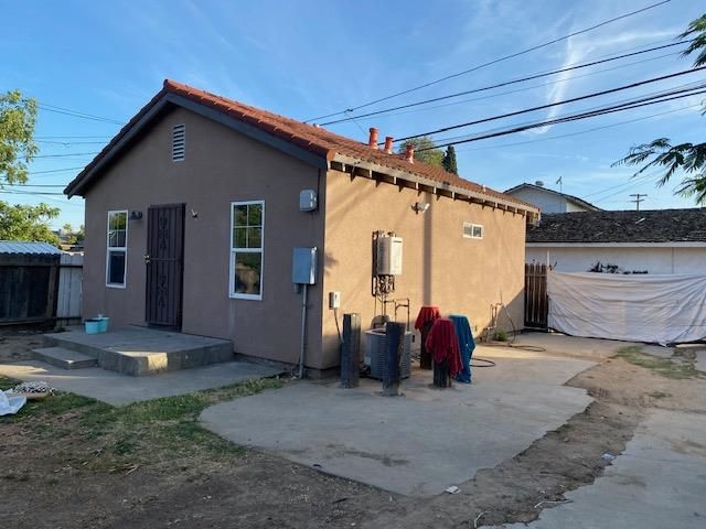 424 S A Street, Madera, CA 93638