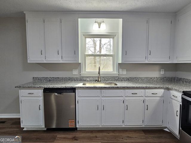 298 Katie Lane, Carrollton, GA 30117