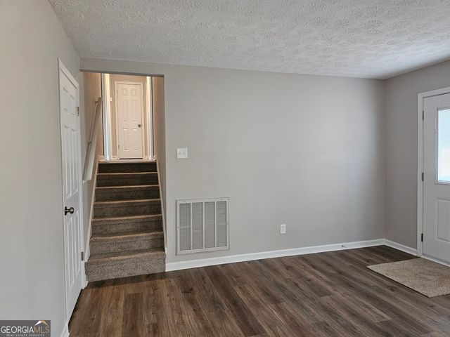 298 Katie Lane, Carrollton, GA 30117