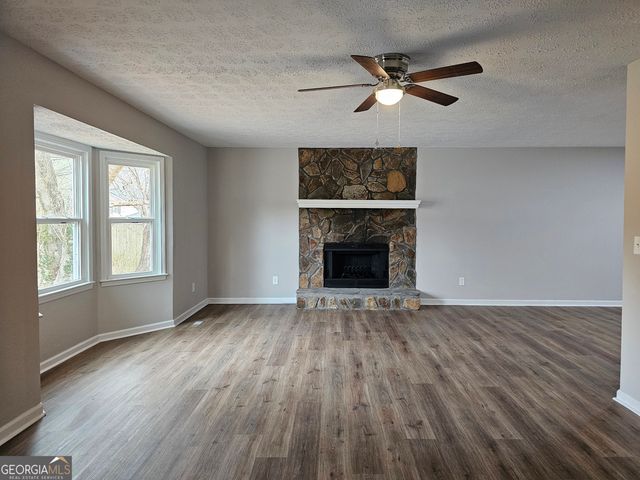 298 Katie Lane, Carrollton, GA 30117