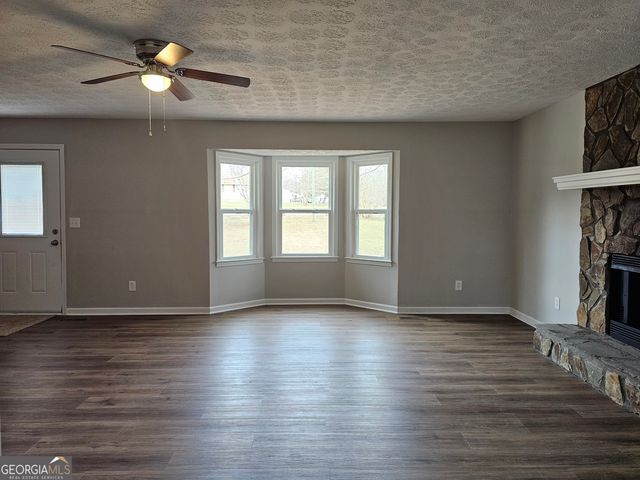 298 Katie Lane, Carrollton, GA 30117