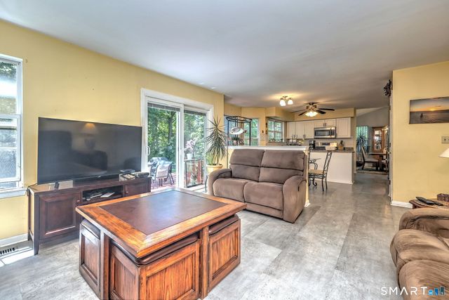 39 Lookout Hill Road, Milford, CT 06461