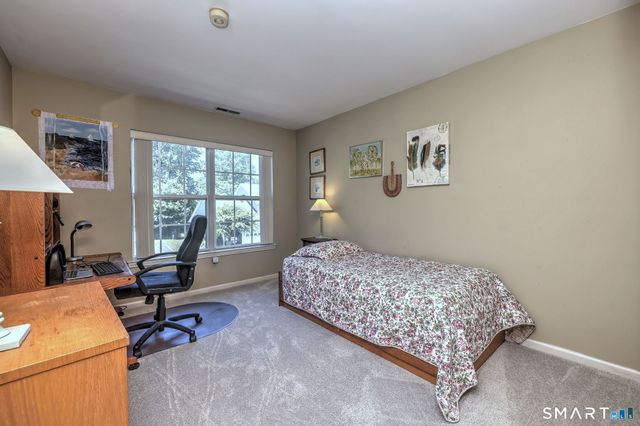 39 Lookout Hill Road, Milford, CT 06461