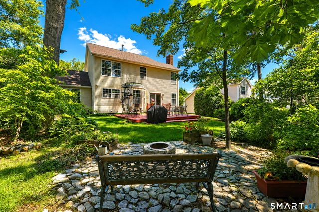 39 Lookout Hill Road, Milford, CT 06461
