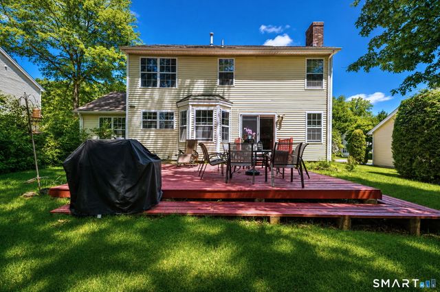 39 Lookout Hill Road, Milford, CT 06461