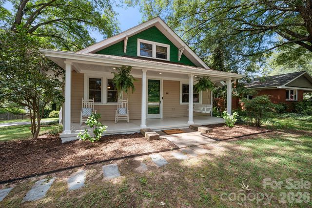 441 8th Avenue Drive NW, Hickory, NC 28601
