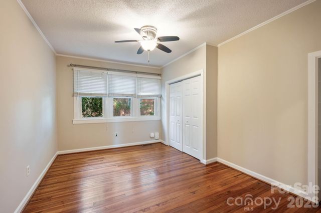 441 8th Avenue Drive NW, Hickory, NC 28601