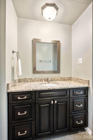 441 8th Avenue Drive NW, Hickory, NC 28601