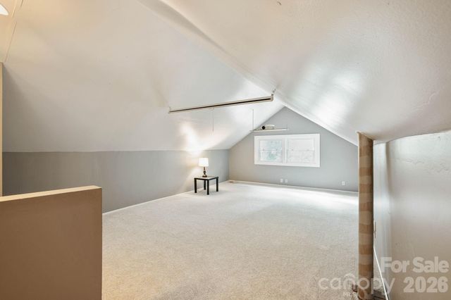 441 8th Avenue Drive NW, Hickory, NC 28601