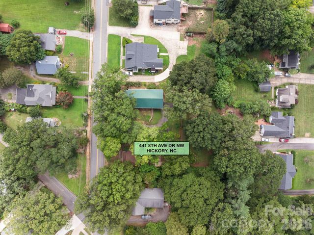441 8th Avenue Drive NW, Hickory, NC 28601