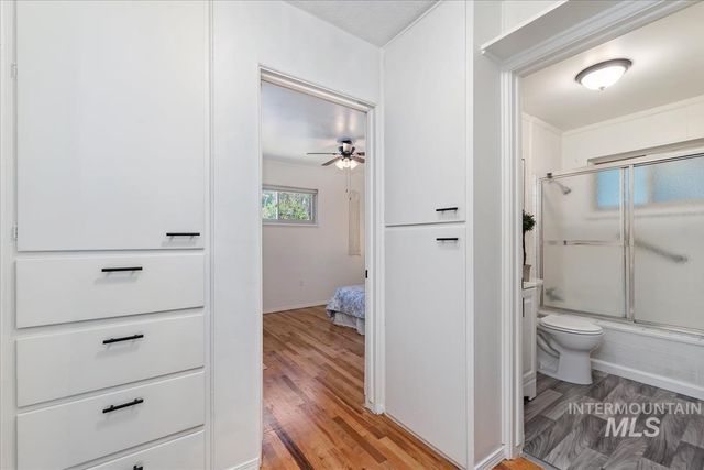 860 N 8th E, Mountain Home, ID 83647