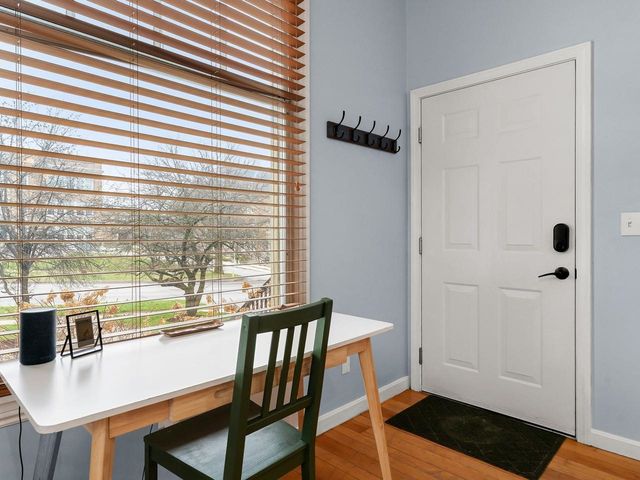 300 Main St Apt 2, Burlington, VT 05401