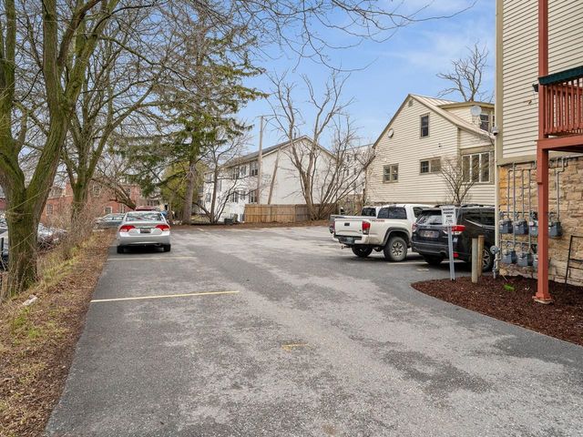 300 Main St Apt 2, Burlington, VT 05401