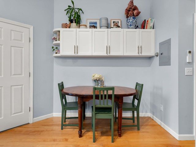 300 Main St Apt 2, Burlington, VT 05401