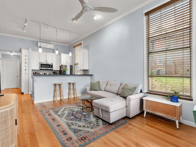 300 Main St Apt 2, Burlington, VT 05401