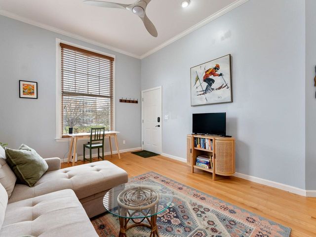 300 Main St Apt 2, Burlington, VT 05401