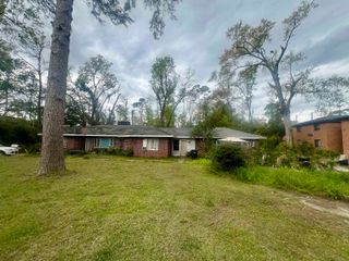 202 Columbia Dr Apt 1, Tallahassee, FL 32304