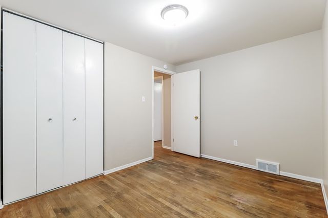 1025 Catherine Dr, Conway, PA 15027