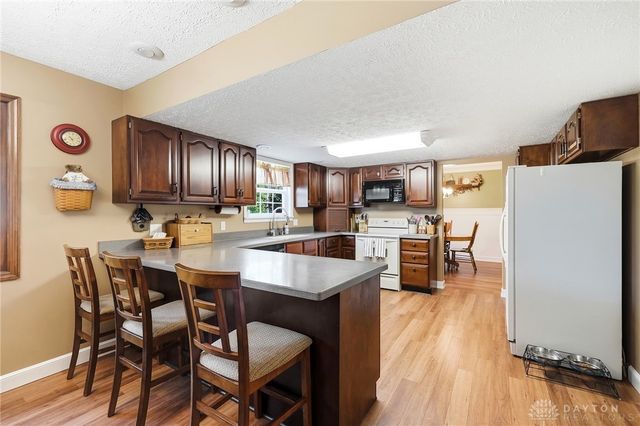 1667 Bending Tree Drive, New Carlisle, OH 45344