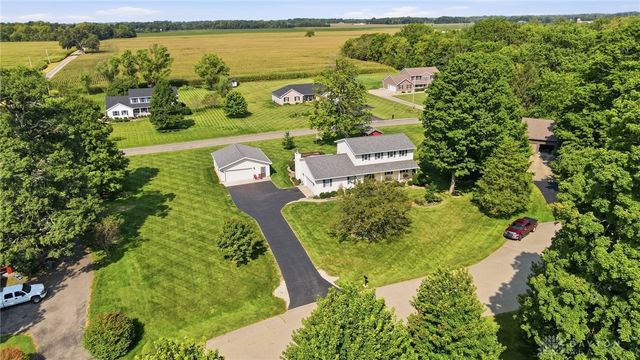 1667 Bending Tree Drive, New Carlisle, OH 45344