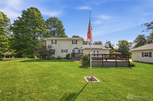1667 Bending Tree Drive, New Carlisle, OH 45344