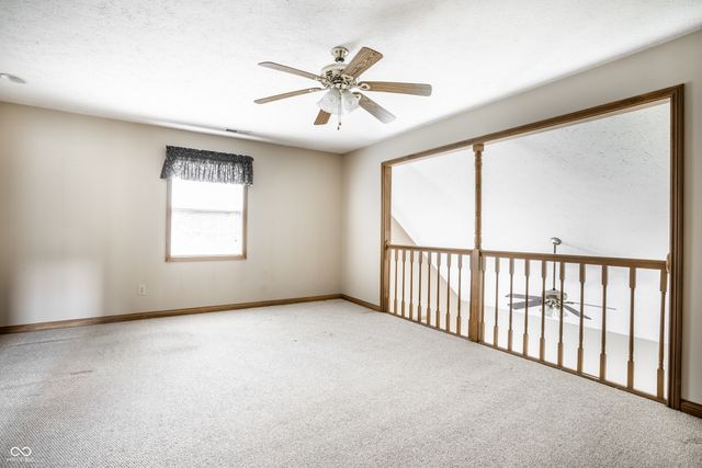 7548 W Ivy Lane, New Palestine, IN 46163