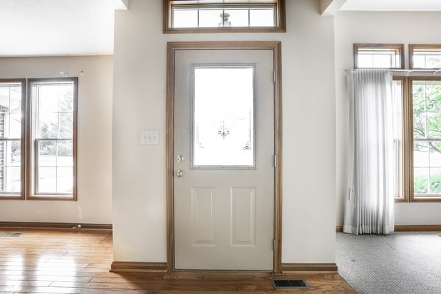 7548 W Ivy Lane, New Palestine, IN 46163