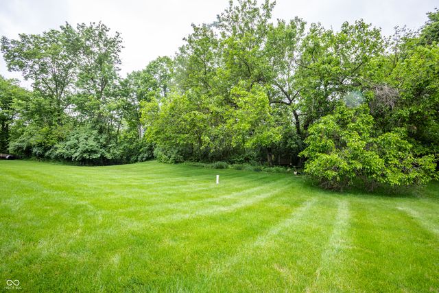 7548 W Ivy Lane, New Palestine, IN 46163