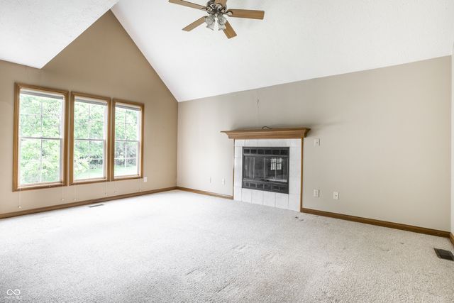 7548 W Ivy Lane, New Palestine, IN 46163