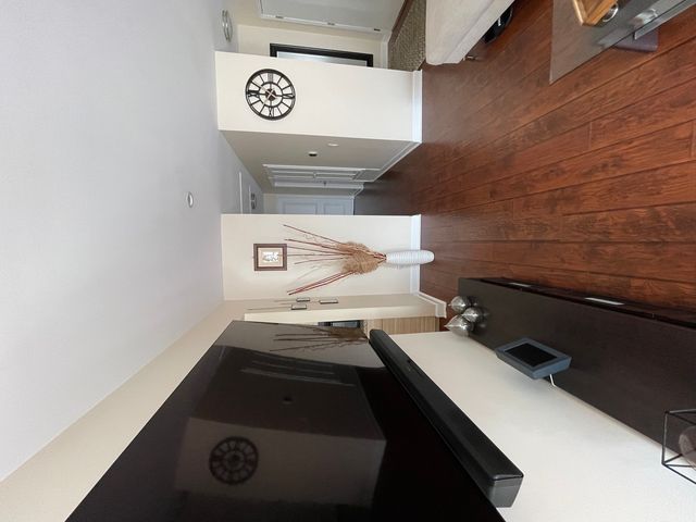 1327 Williamsburg Drive B2, Schaumburg, IL 60193