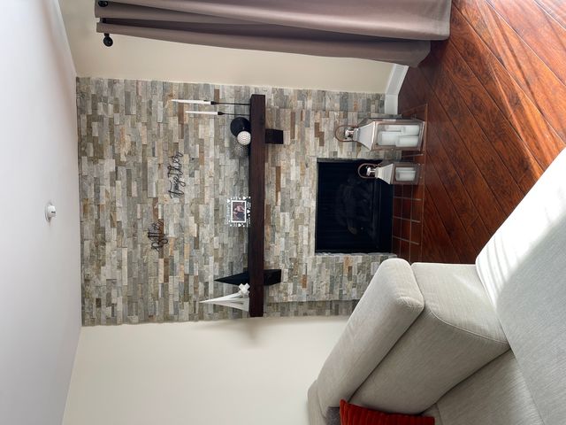 1327 Williamsburg Drive B2, Schaumburg, IL 60193