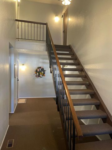 1327 Williamsburg Drive B2, Schaumburg, IL 60193