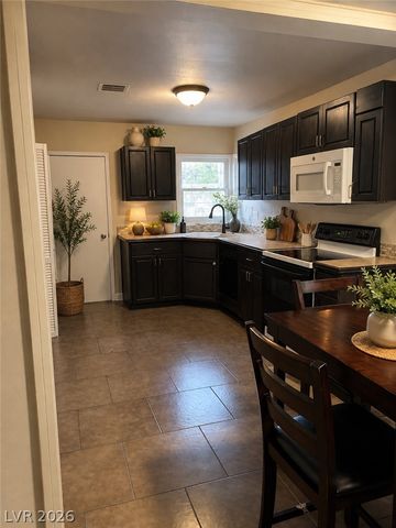 1310 Franklin Avenue, Las Vegas, NV 89104
