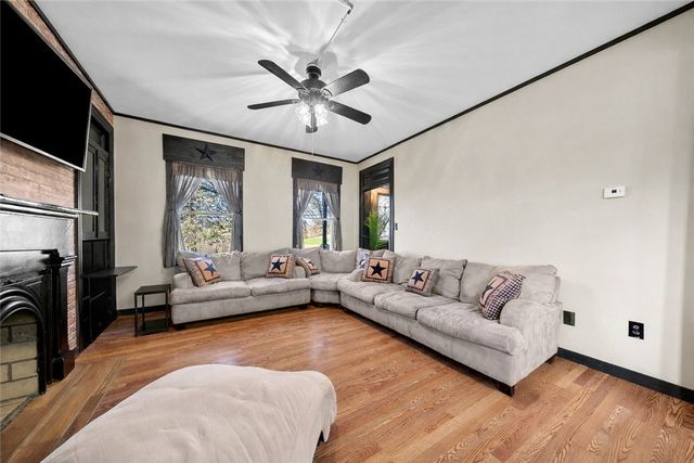 580 Green Valley, Nottingham, PA 15330