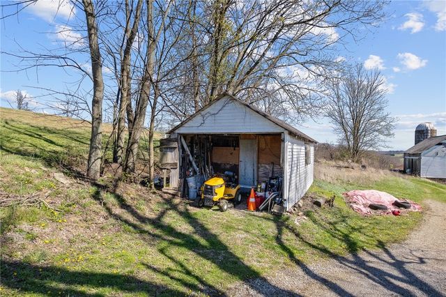 580 Green Valley, Nottingham, PA 15330