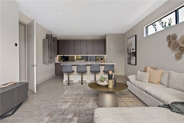 180 Still Shores Street, Henderson, NV 89011