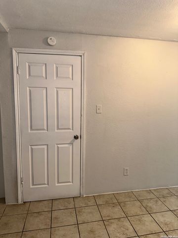 105 Morrill, San Antonio, TX 78214