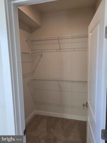 9255 KLAMATH RD, Frederick, MD 21701