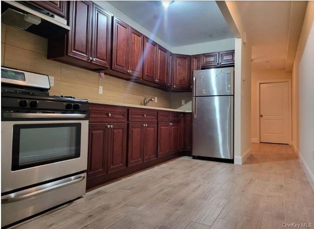 27 Cox Place, Brooklyn, NY 11208