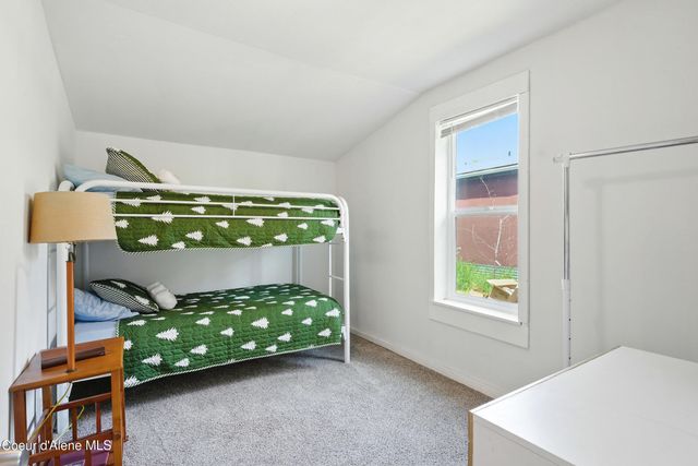 279 Birch AVE, Ponderay, ID 83852