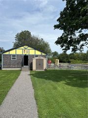 210 Metacom Avenue, Warren, RI 02885