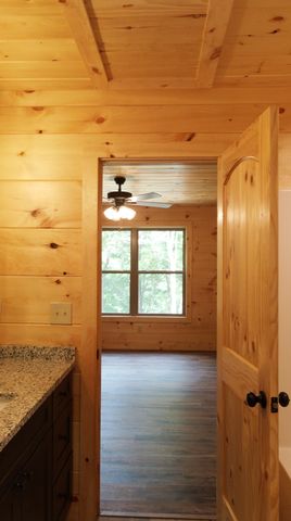 4913 Cote Way, Cosby, TN 37722