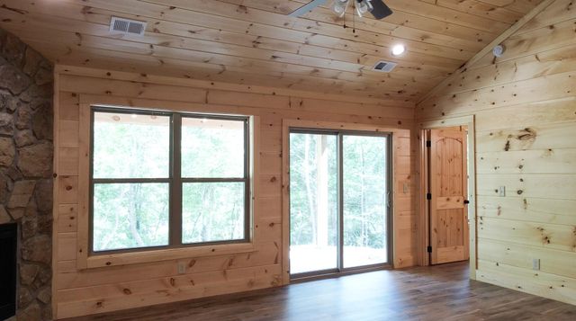 4913 Cote Way, Cosby, TN 37722