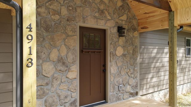 4913 Cote Way, Cosby, TN 37722