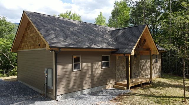 4913 Cote Way, Cosby, TN 37722