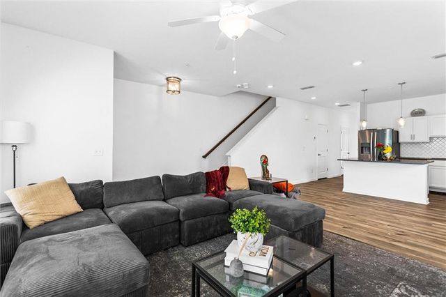 4109 Kingsbere Way 129, Douglasville, GA 30135