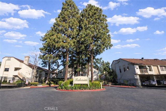 10520 Lakeside Drive N L, Garden Grove, CA 92840