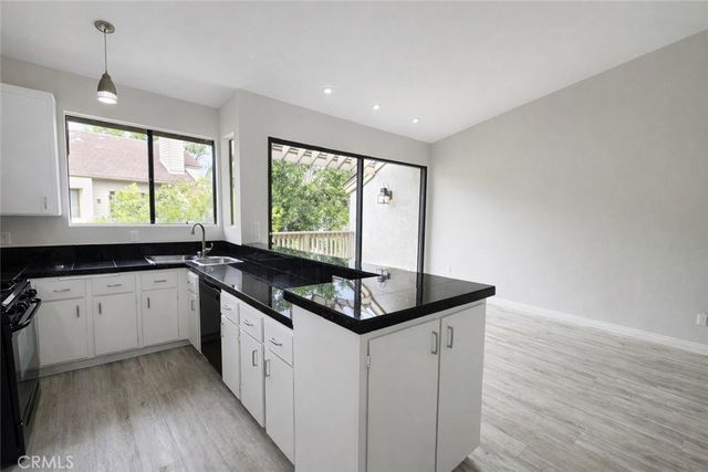 10520 Lakeside Drive N L, Garden Grove, CA 92840